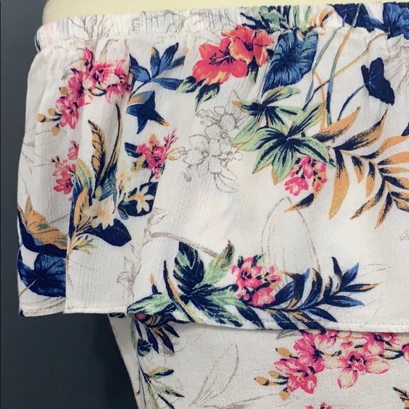 American eagle off the shoulder top - Picture 4 of 5